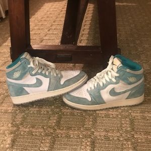 Air Jordan 1 turbo green